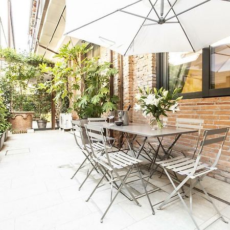 Elegant Fornasa Vecia, Canal View With A Beautiful Garden R&R Venice Exterior photo
