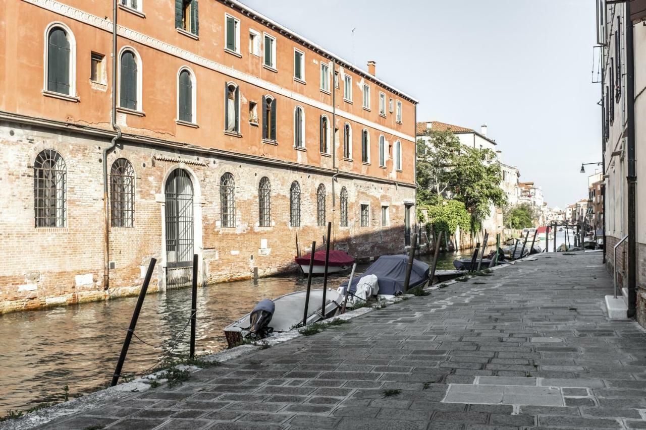Elegant Fornasa Vecia, Canal View With A Beautiful Garden R&R Venice Exterior photo
