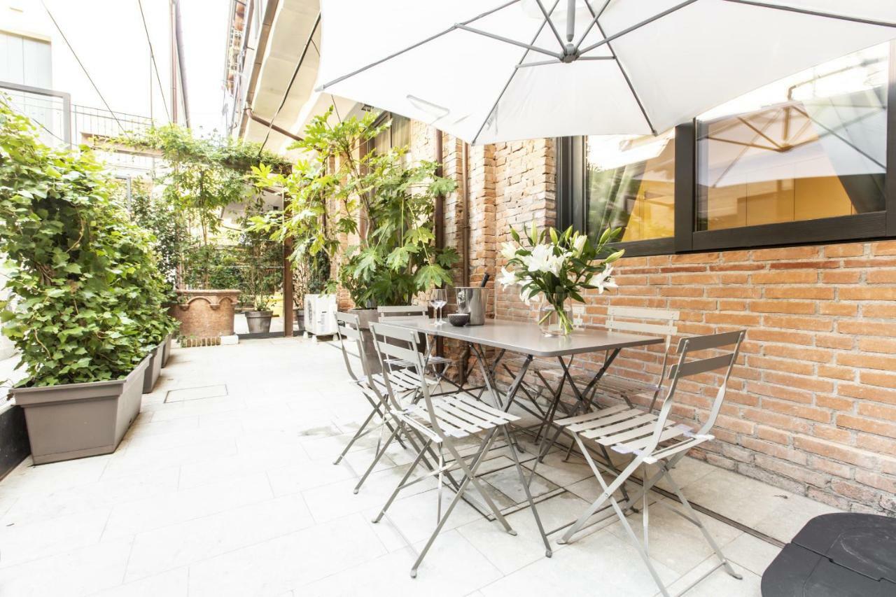 Elegant Fornasa Vecia, Canal View With A Beautiful Garden R&R Venice Exterior photo