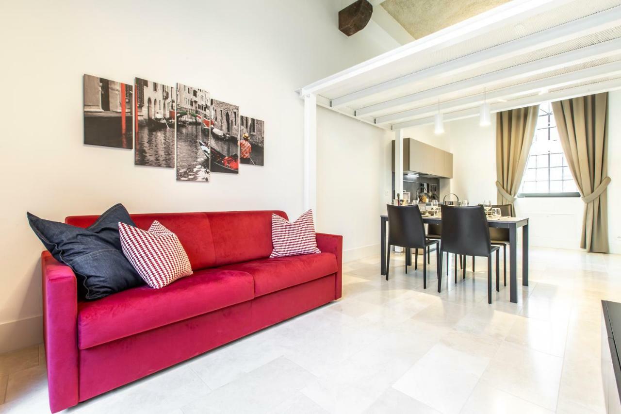 Elegant Fornasa Vecia, Canal View With A Beautiful Garden R&R Venice Exterior photo